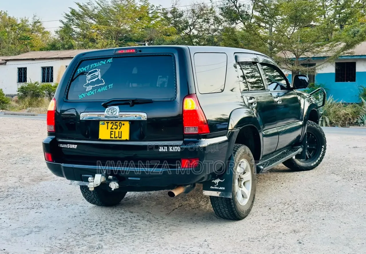Toyota Hilux Surf 2006 Black