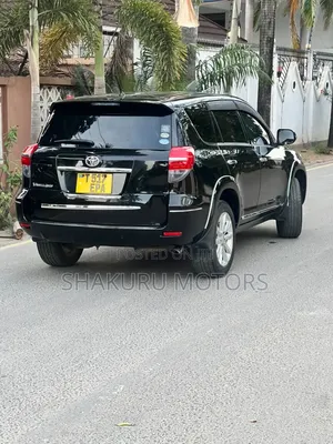 Toyota Vanguard 2010 Black