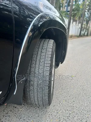 Toyota Vanguard 2010 Black
