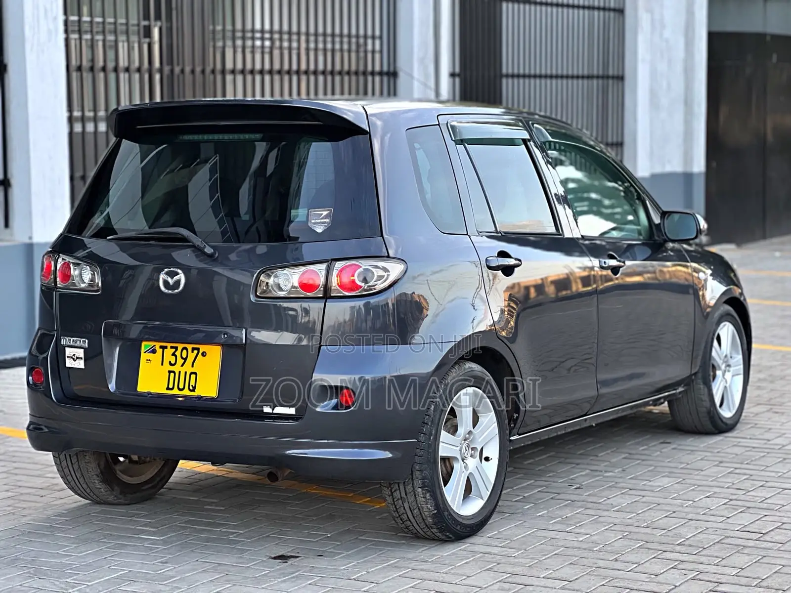 Mazda Demio 2009 Gray