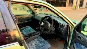 Toyota Carina 2001 Green