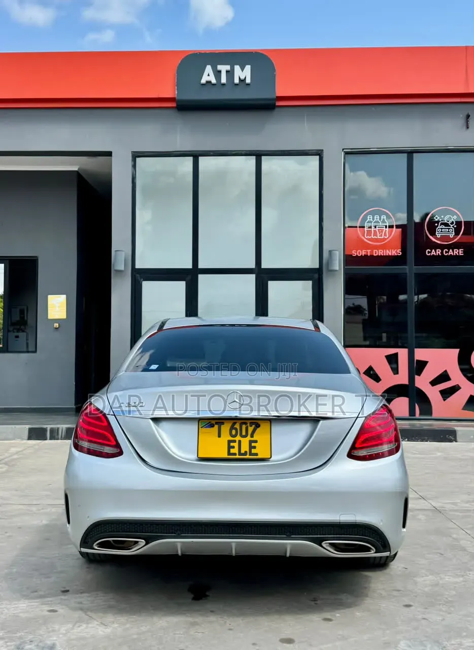 Mercedes-Benz C200 2015 Silver
