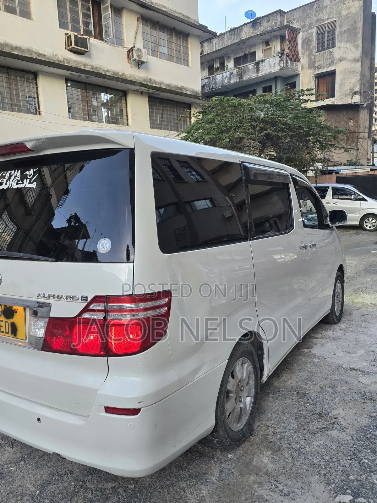 Toyota Alphard 2005 White