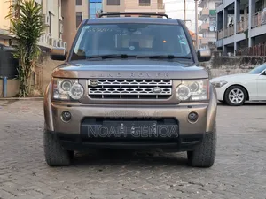 Land Rover Discovery 2013