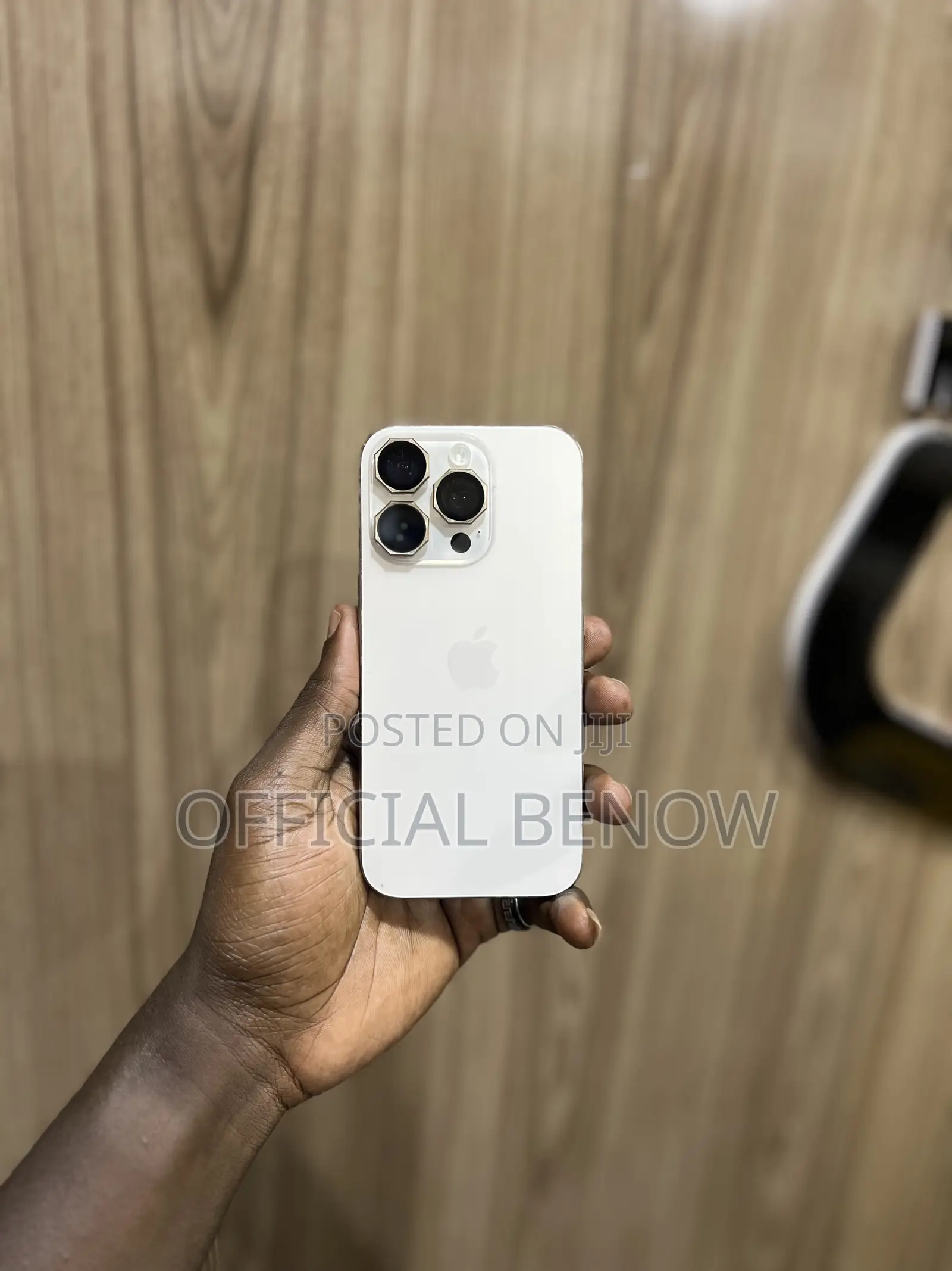 Apple iPhone 16 Pro 256 GB Gold