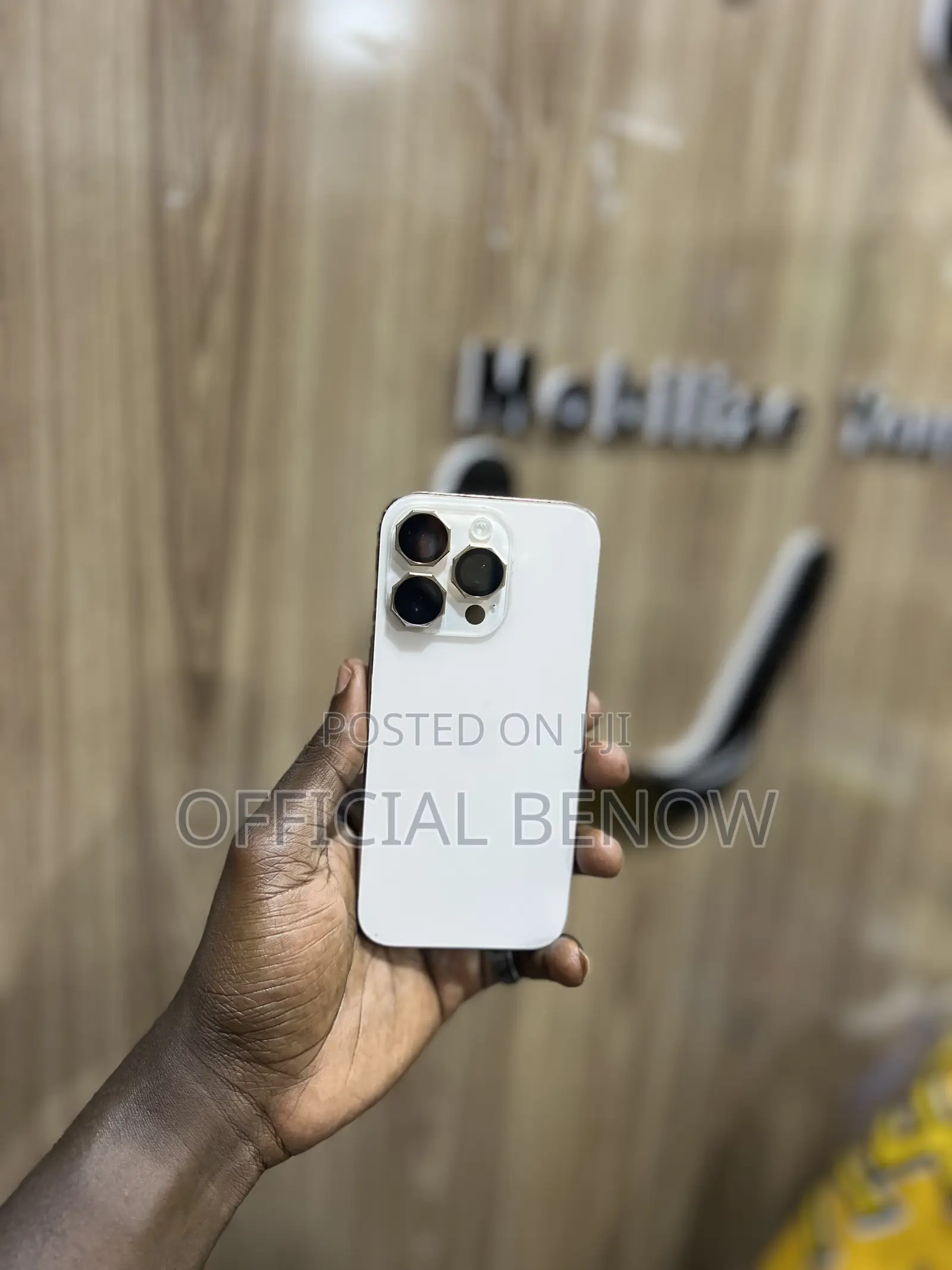 Apple iPhone 16 Pro 256 GB Gold