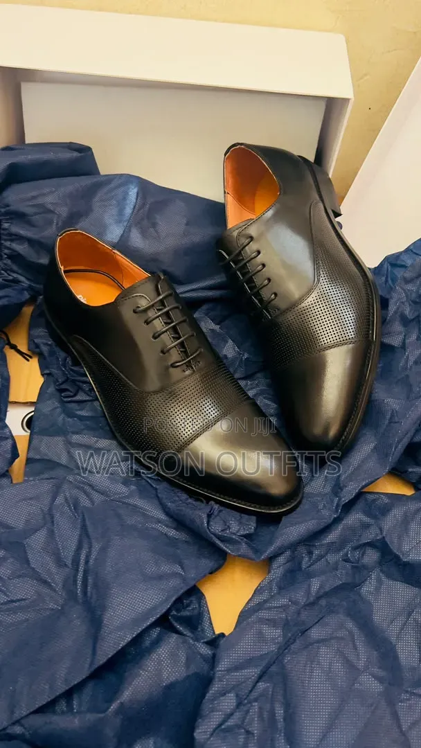 Men's Leather Shoes 2 Colours Materials Very Hot and Smart