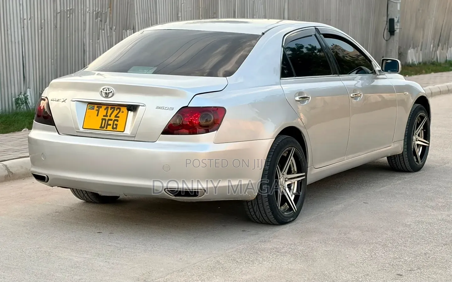Toyota Mark X 2005 Silver