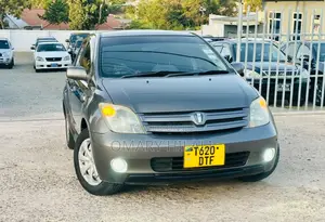 Toyota IST 2004 Gray