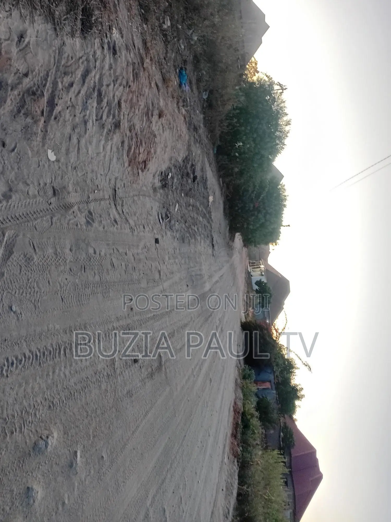 Kiwanja SQM 1300 Kinauzwa Iyumbu Dodoma