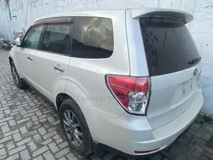 Subaru Forester 2009 Pearl