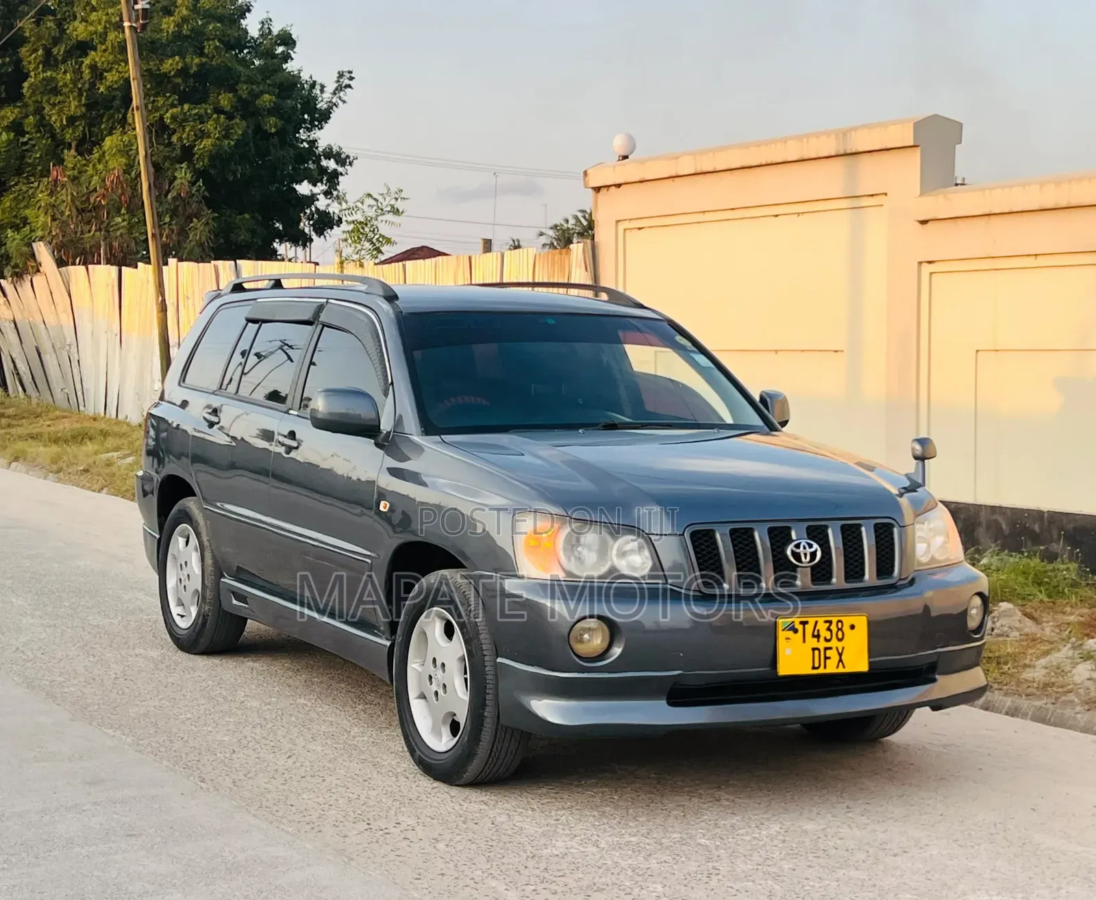 Toyota Kluger 2005 Gray