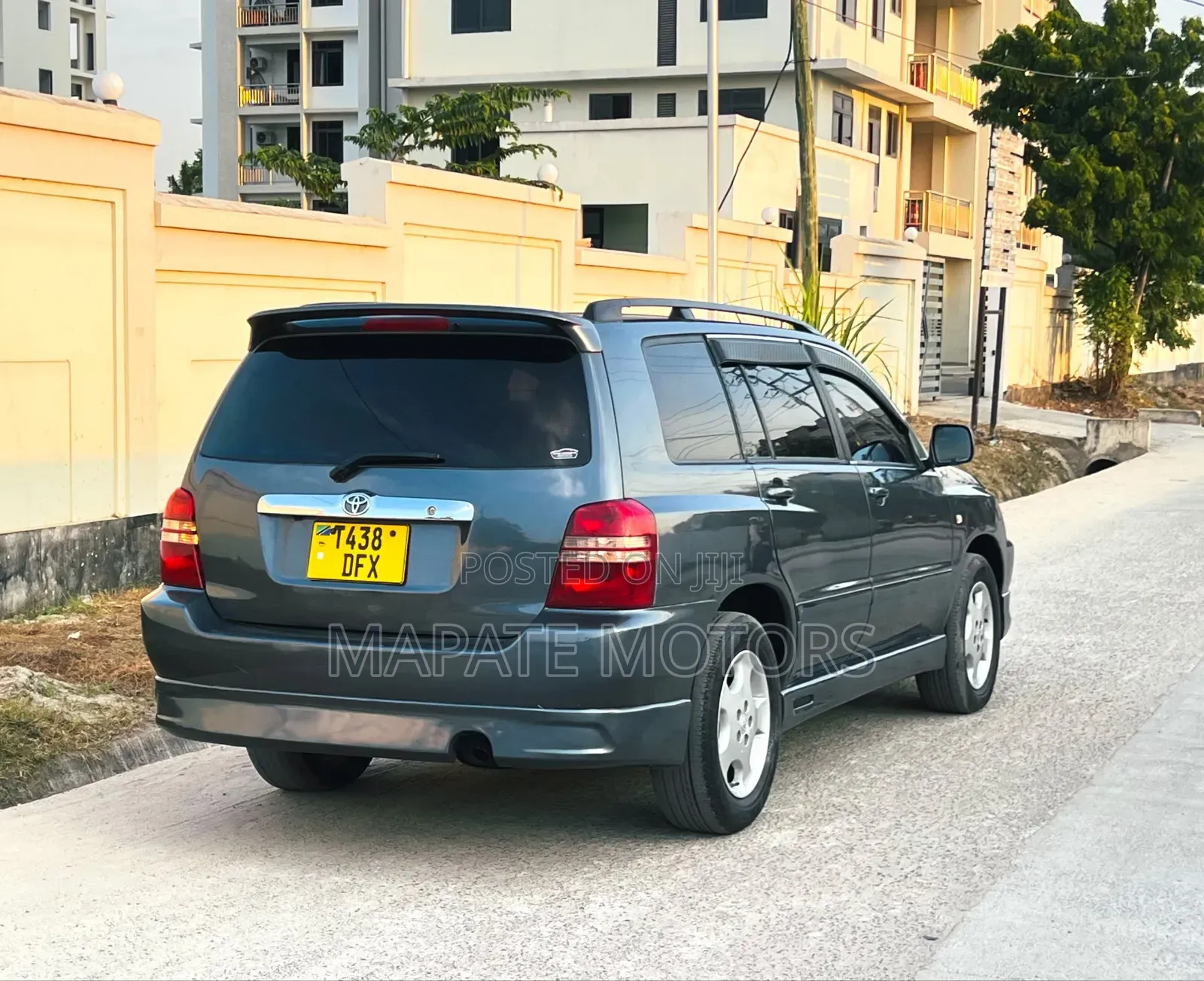 Toyota Kluger 2005 Gray