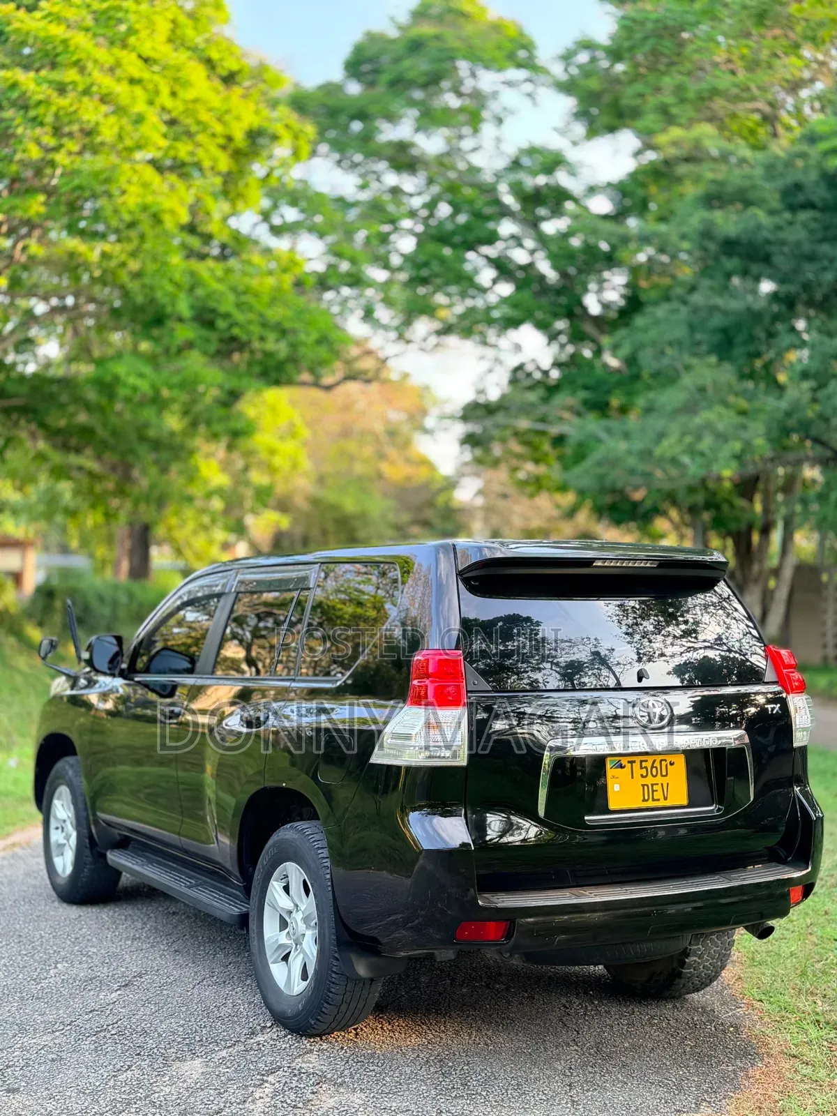 Toyota Land Cruiser Prado 2011 Black