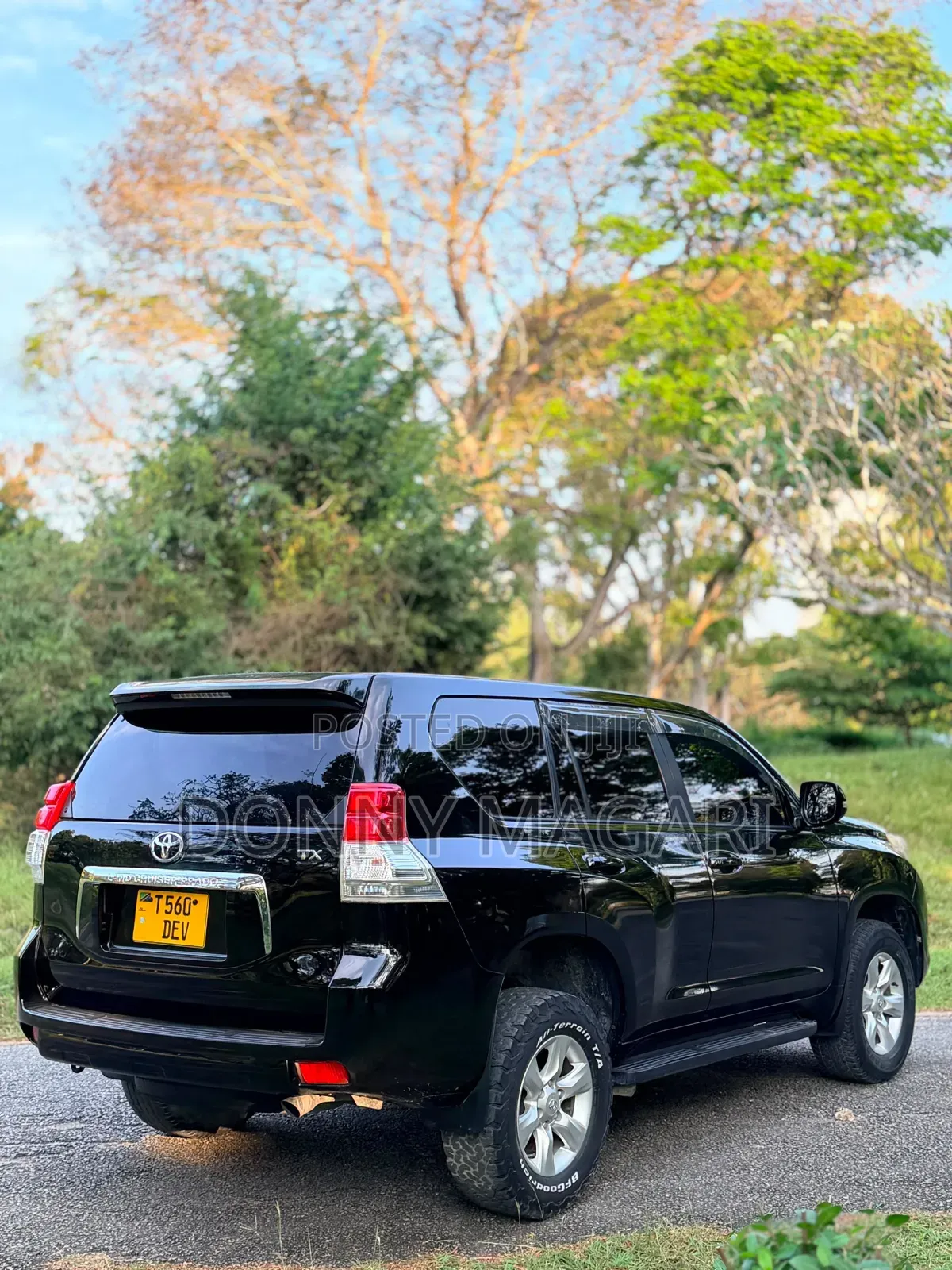 Toyota Land Cruiser Prado 2011 Black