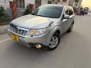 Subaru Forester 2011 Silver