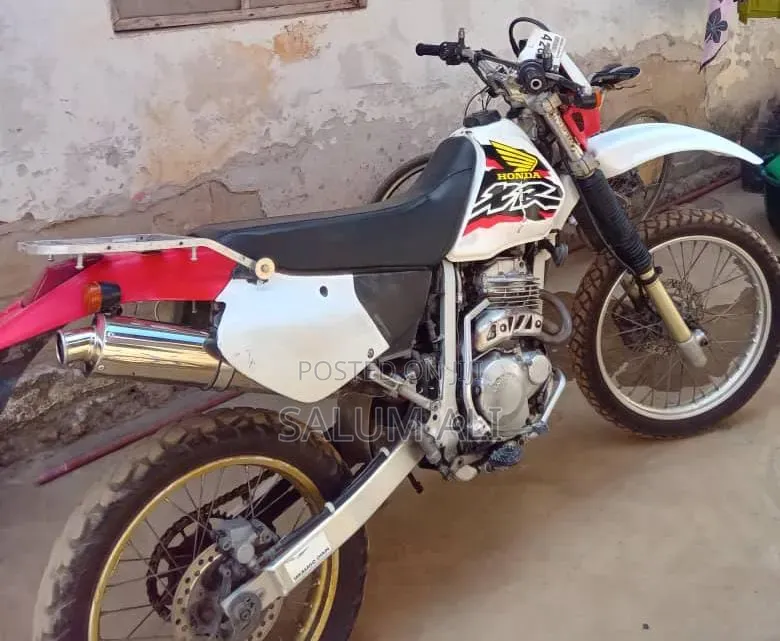Honda 2005 White