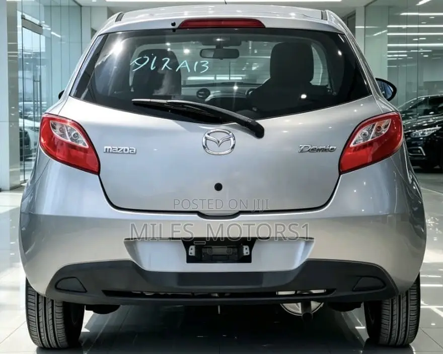 Mazda Demio 2009 Silver