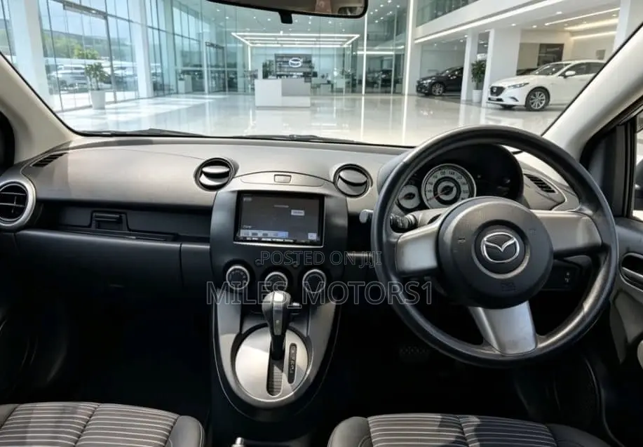 Mazda Demio 2009 Silver