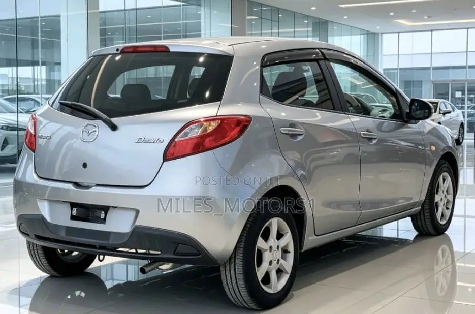 Mazda Demio 2009 Silver