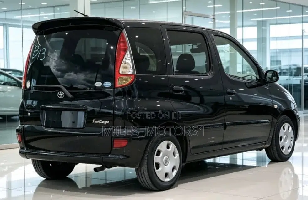 Toyota Fun Cargo 2005 Black