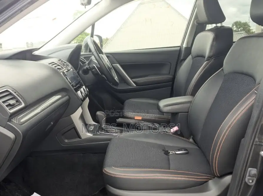 Subaru Forester 2017 Gray