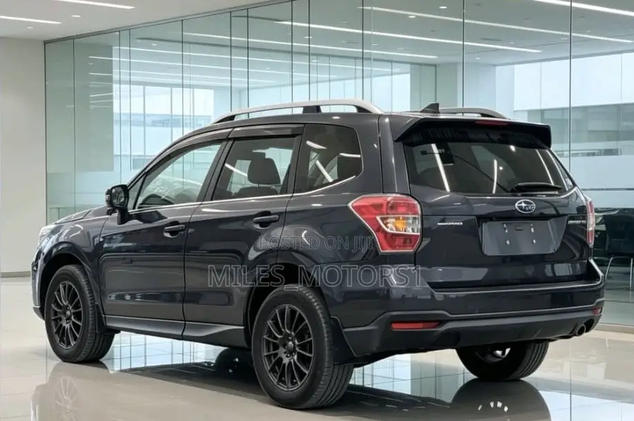 Subaru Forester 2017 Gray