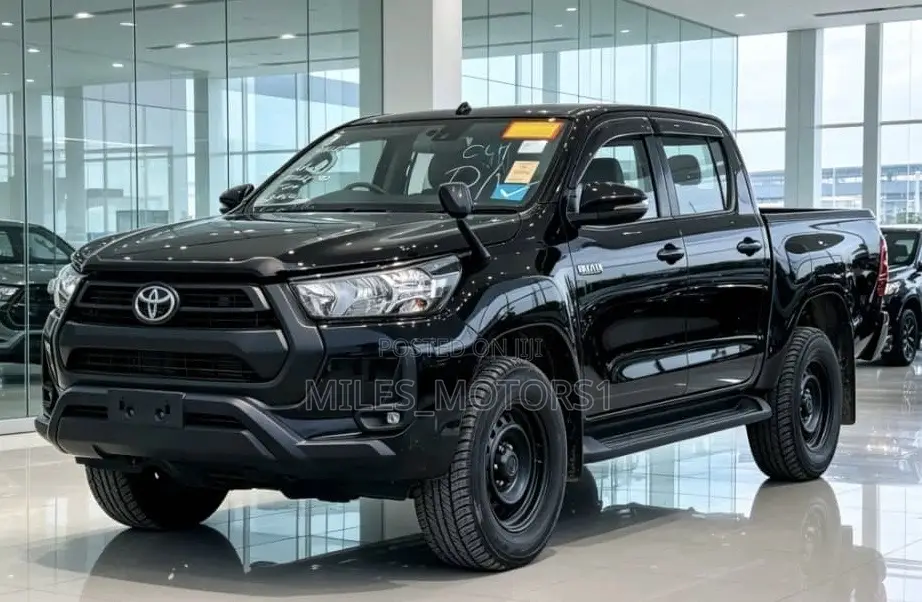Toyota Hilux 2023 Black