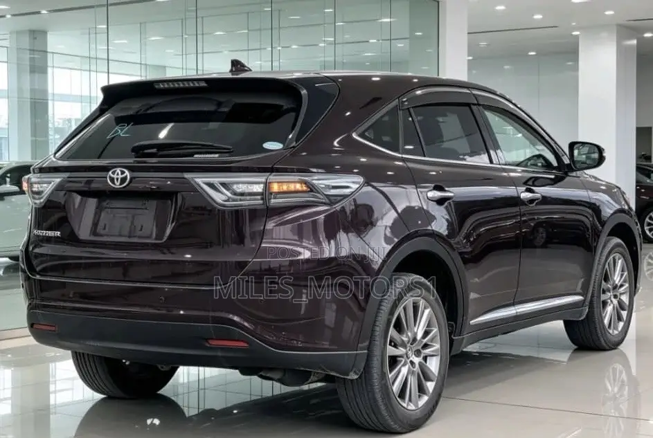 Toyota Harrier 2016 Black
