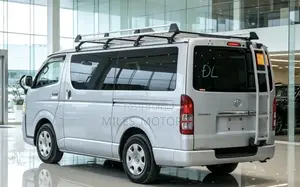 Toyota Quantum 2012 Silver