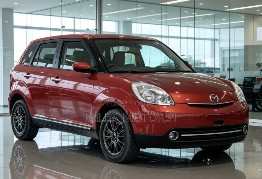 Mazda Verisa 2010 Red