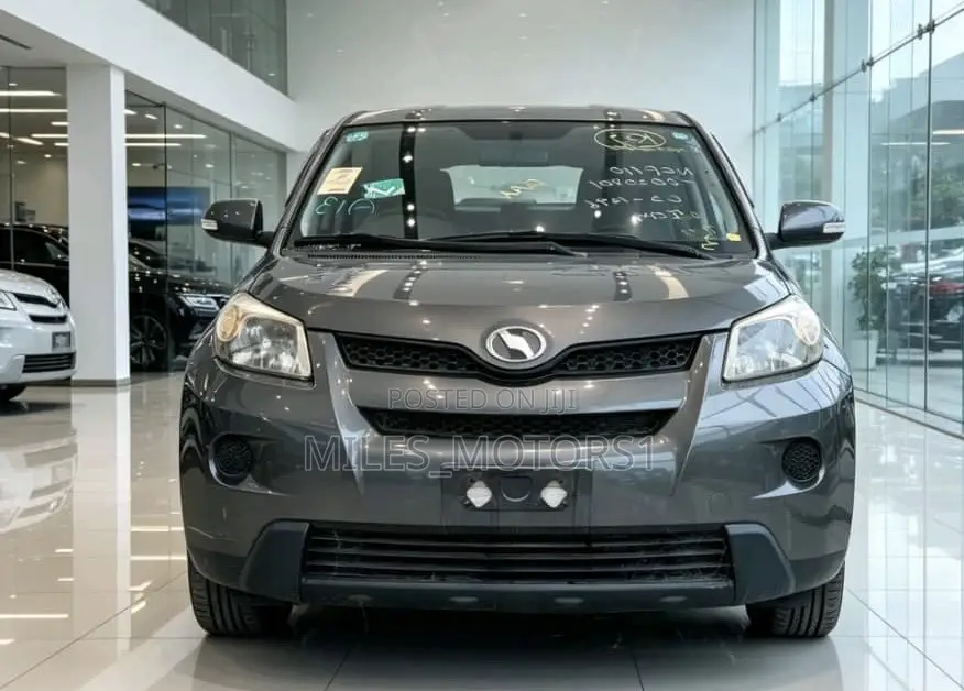 Toyota IST 2009 Gray