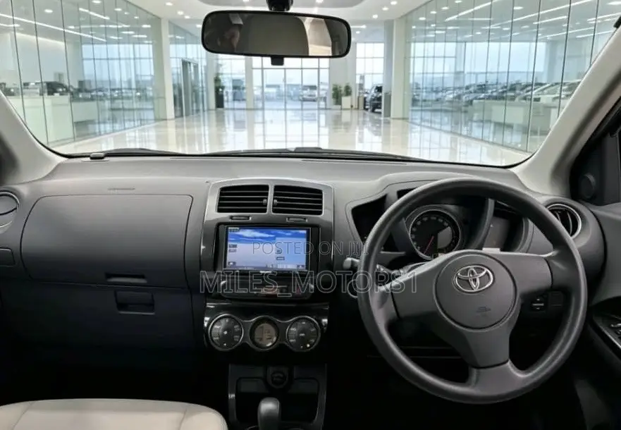Toyota IST 2009 Gray