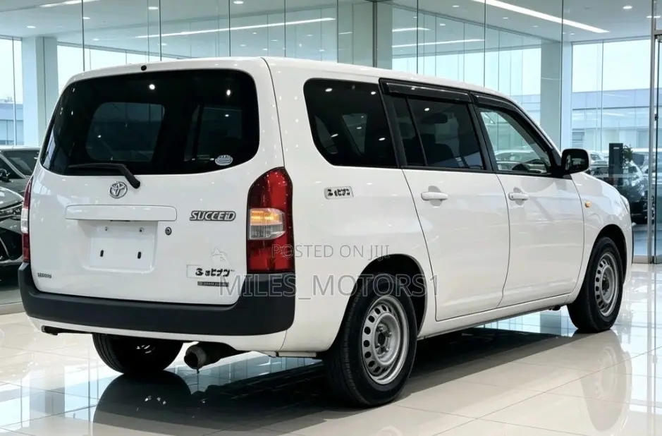 Toyota Succeed SV Premium 2016 White