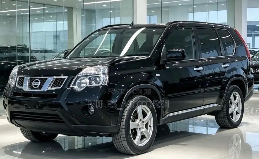 Nissan X-Trail 2012 Black