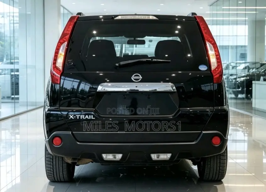 Nissan X-Trail 2012 Black