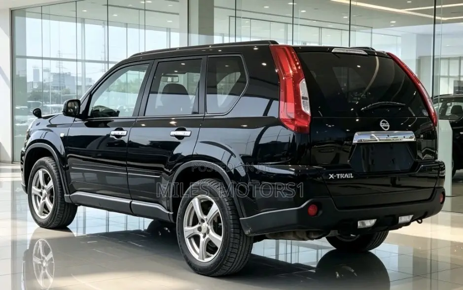 Nissan X-Trail 2012 Black