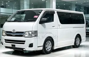 Toyota Quantum 2008 White