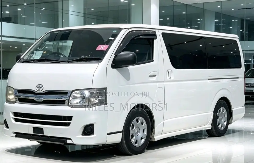 Toyota Quantum 2008 White