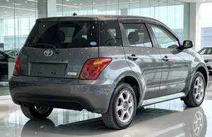 Toyota IST 2004 Gray