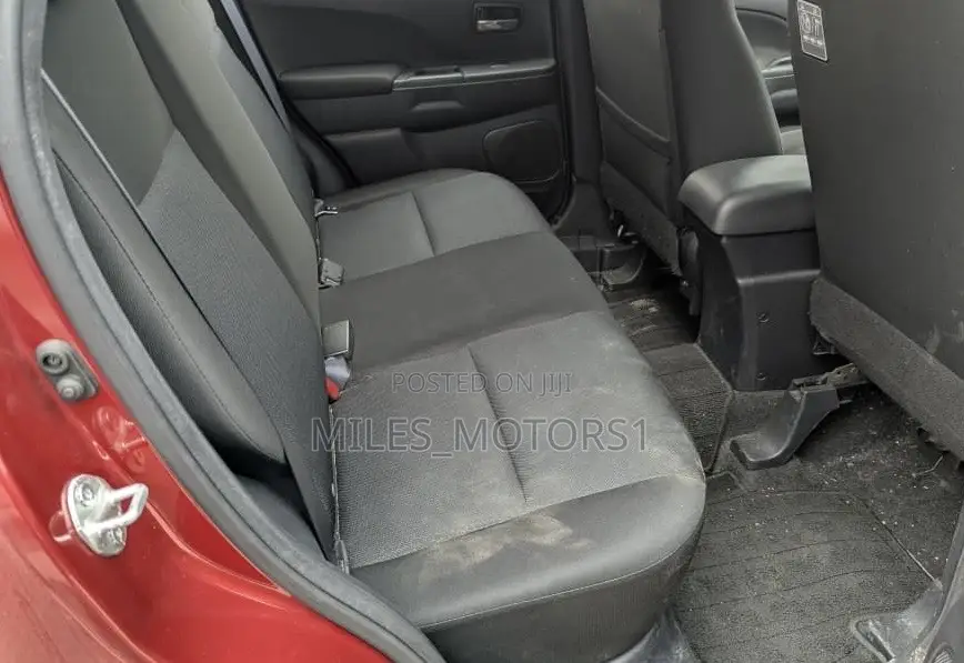 Mitsubishi RVR 2010 Red