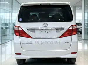 Toyota Alphard 2009 White
