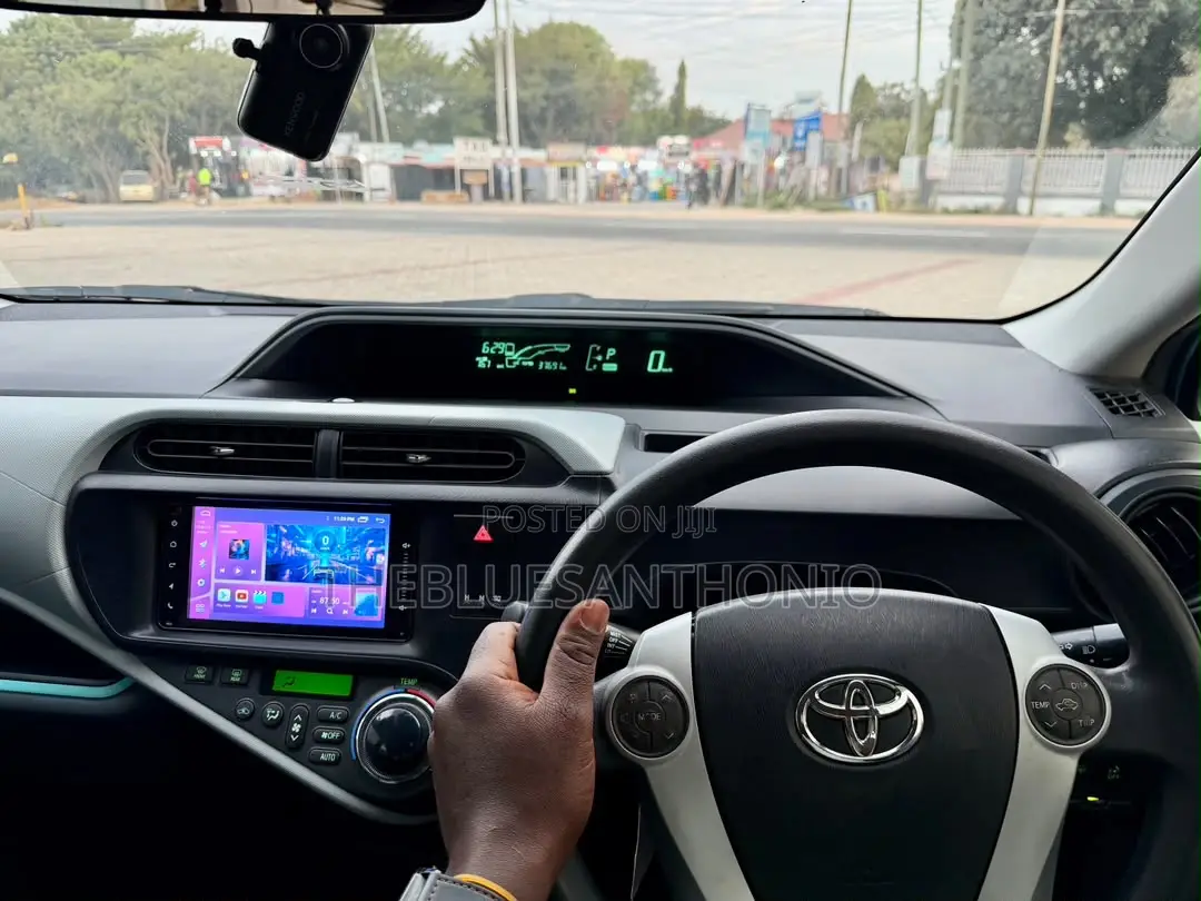 Toyota Aqua 2013 Blue