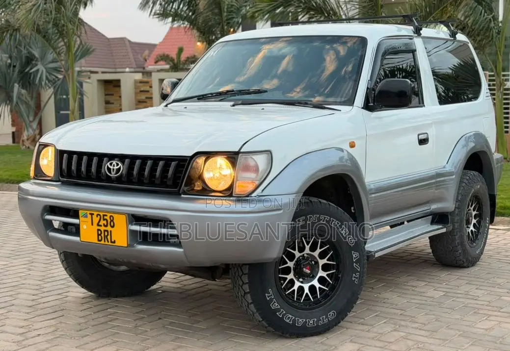 Toyota Land Cruiser Prado 1998 White