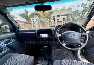 Toyota Land Cruiser Prado 1998 White