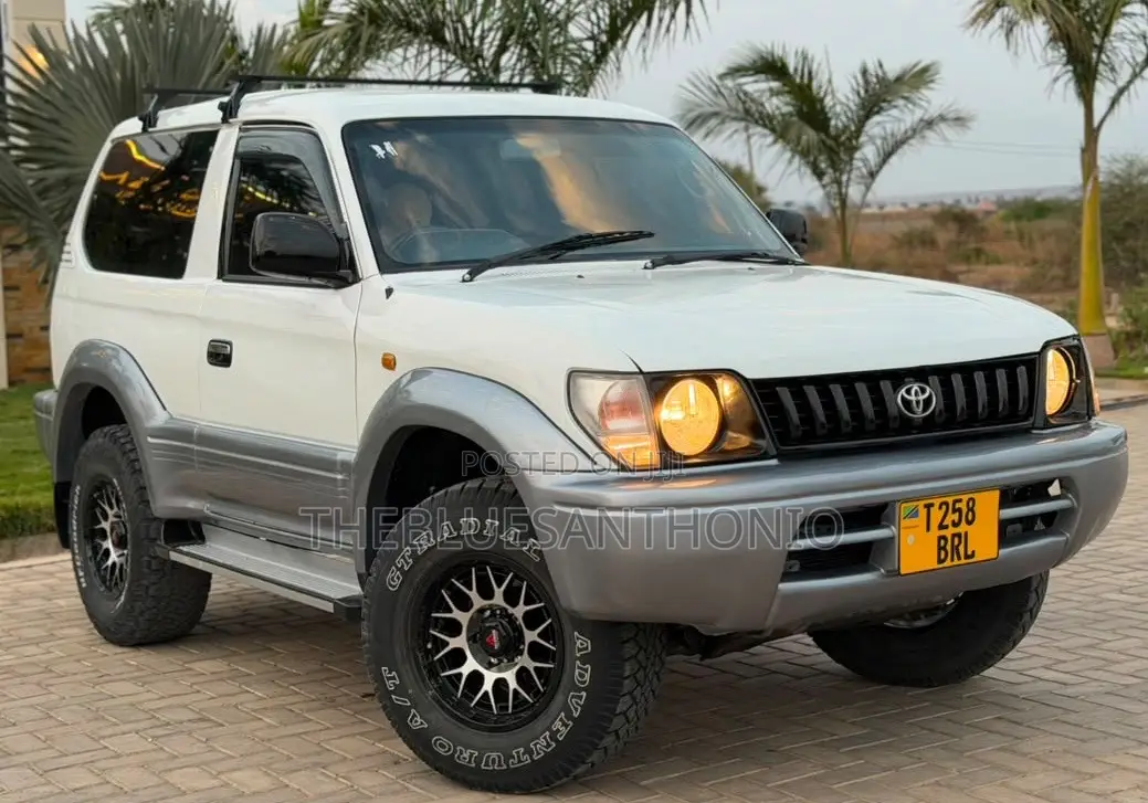 Toyota Land Cruiser Prado 1998 White
