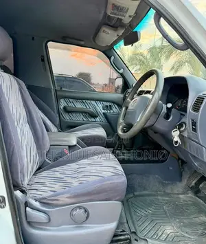 Toyota Land Cruiser Prado 1998 White