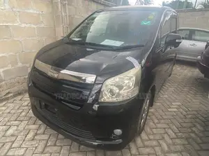 Toyota Noah 2008 Black