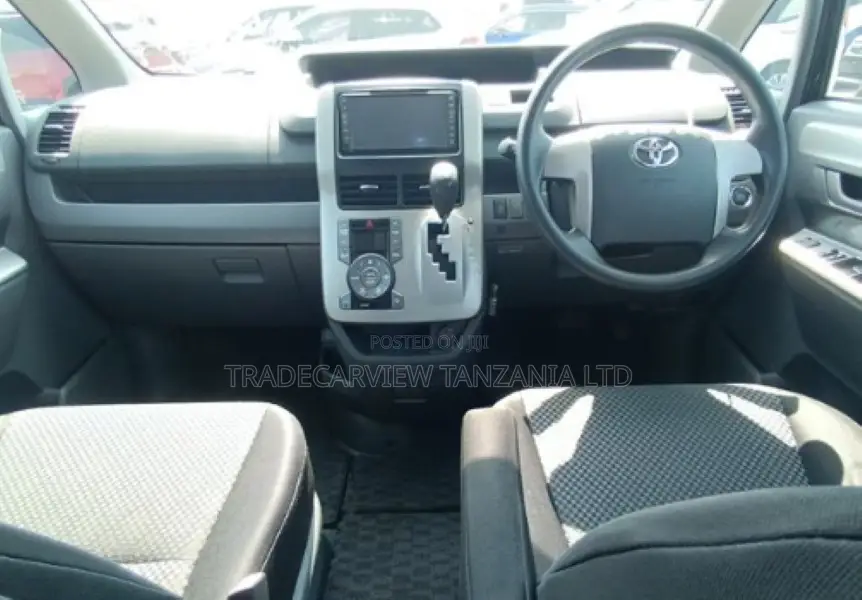 Toyota Noah 2008 Black