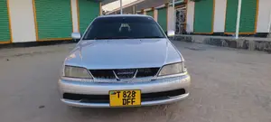 Toyota Carina 2000 Silver